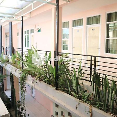 Wisma Suci Syariah Polewali Mandar Mitra Reddoorz Matakali Buitenkant foto