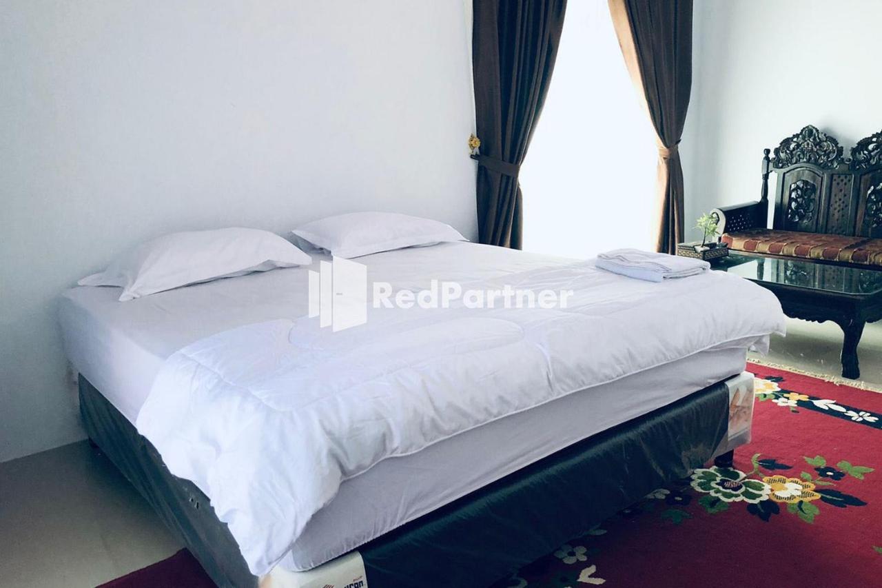 Wisma Suci Syariah Polewali Mandar Mitra Reddoorz Matakali Buitenkant foto
